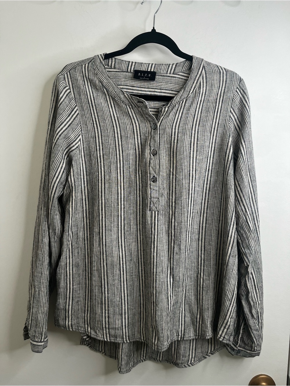 B.L.E.U Striped Henley Long-Sleeve Top Large Linen Blend Gray/White Lagenlook